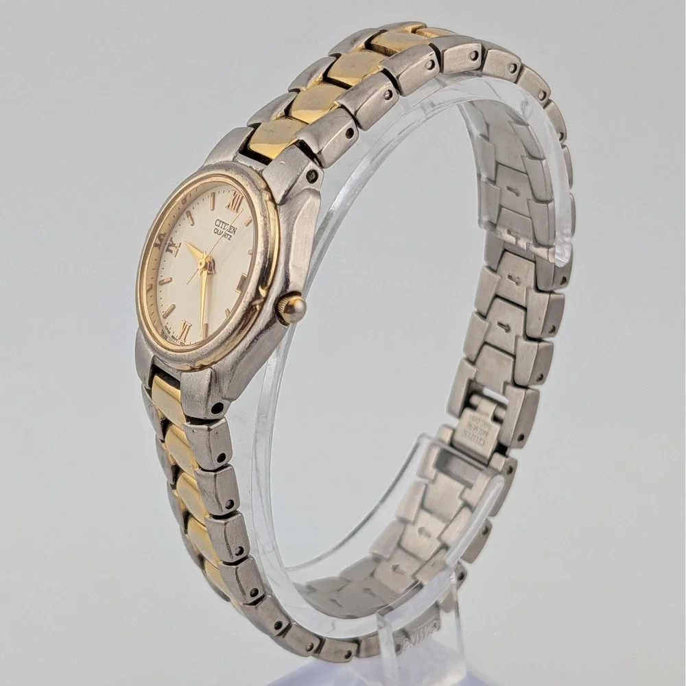 Citizen 1012-S76167 Women's Two Tone Quartz Watch Roman Numerals 26mm 7